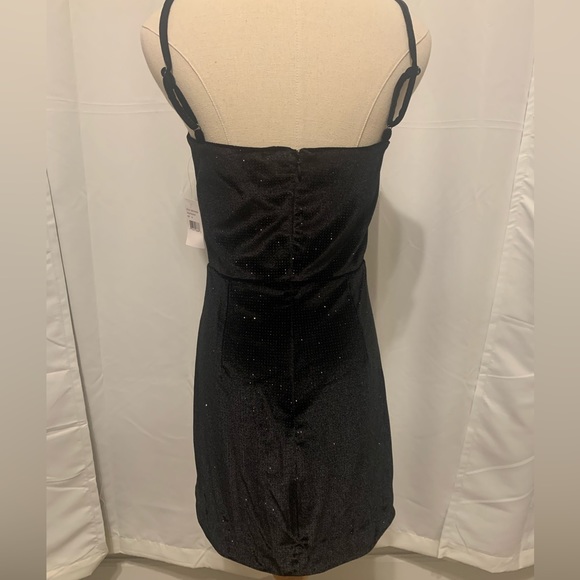 Cosmopolitan mini black stretchy dress brand new with tags - Picture 2 of 3